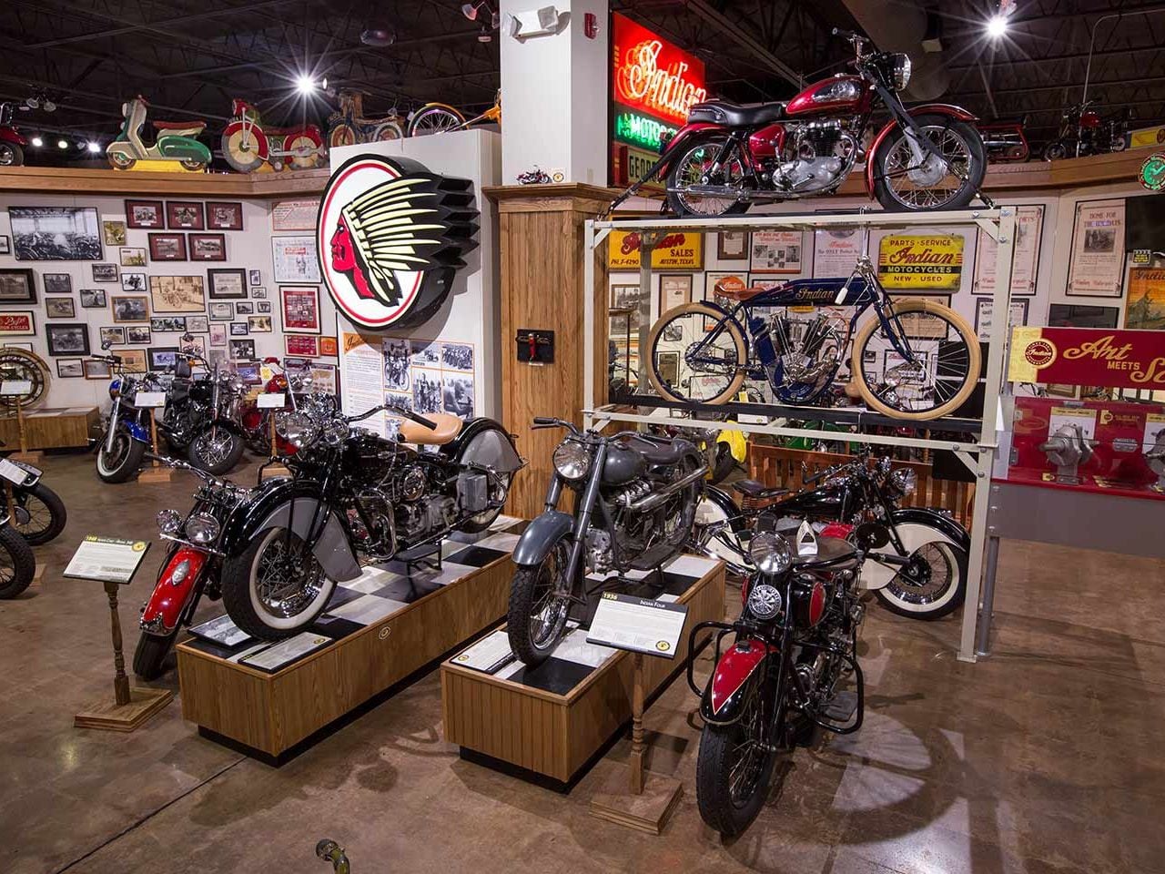 www.motorcyclistonline.com